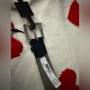 Black belt size medium fits 32-40